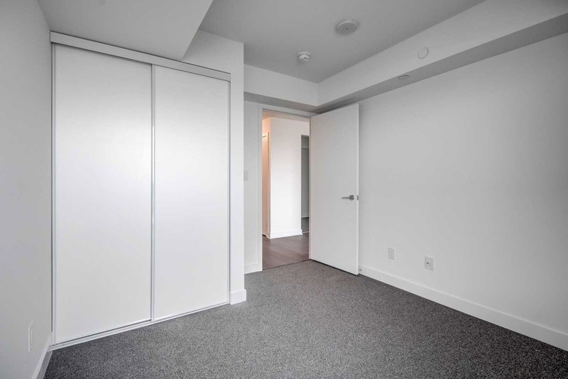 1006 - 160 Flemington Rd, Toronto, M6A1N6 | Image 3