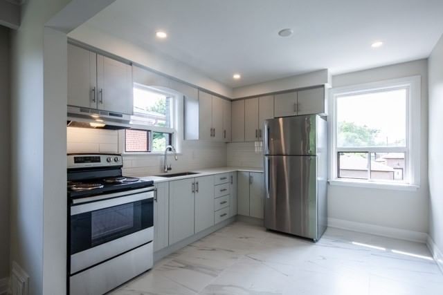 Upper - 34 Robindale Ave, Toronto, M8W 4A9 | Image 2