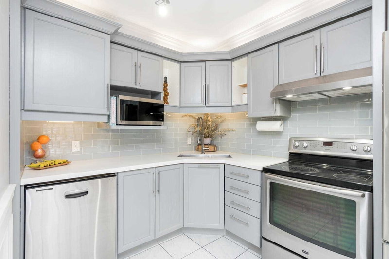 81 - 2080 Leanne Blvd, Mississauga, L5K2S6 | Image 2