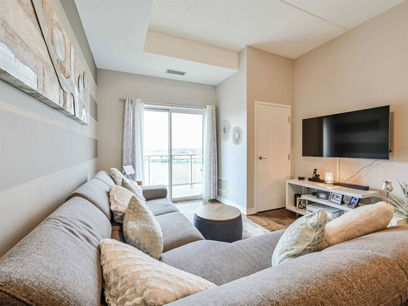 606 - 1419 Costigan Rd, Milton, L9T 2L4 | Image 3