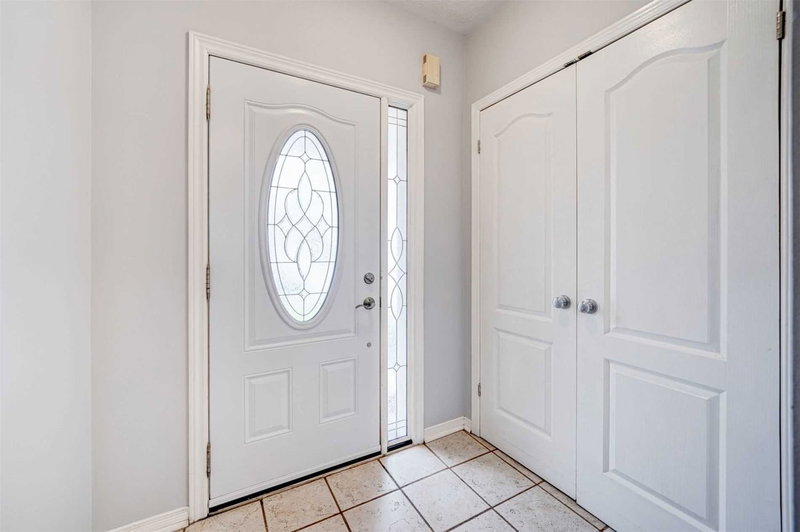 2140 Oakpoint Rd, Oakville, L6M 3N2 | Image 3