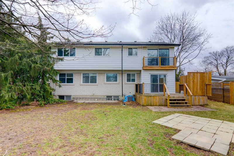 1191 Newton Rd, Oakville, L6H2A1 | Image 2