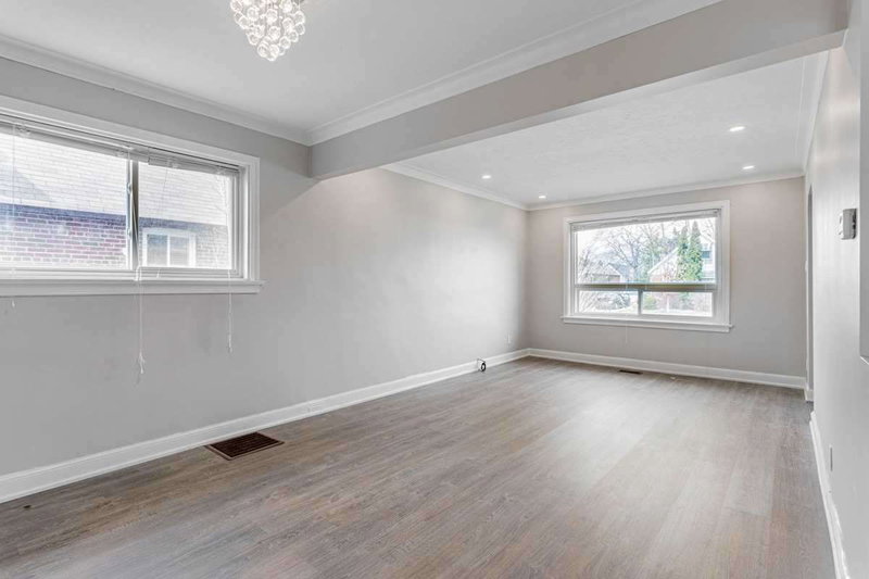 19 Westchester Rd, Toronto, M6M2S4 | Image 3