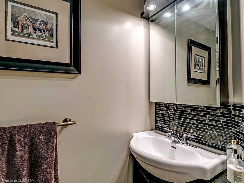 11 - 2065 Sixth Line, Oakville, L6H5R8 | Image 3