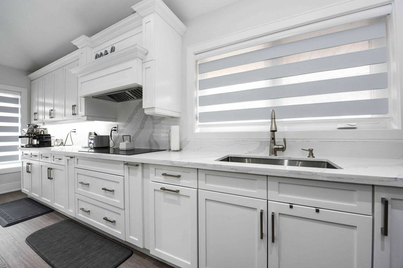 31 Griggsden Ave, Toronto, M9P3A1 | Image 2