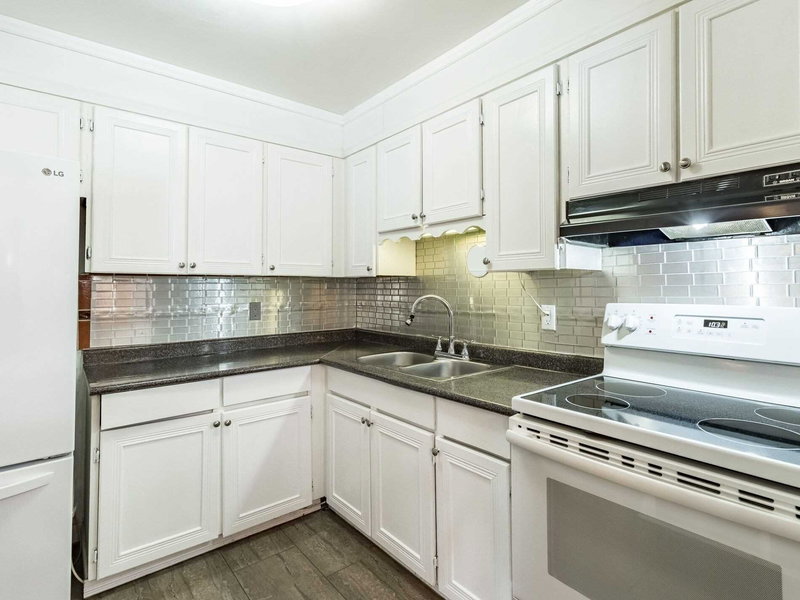 28 Gailwood Crt, Brampton, L6S2E2 | Image 2