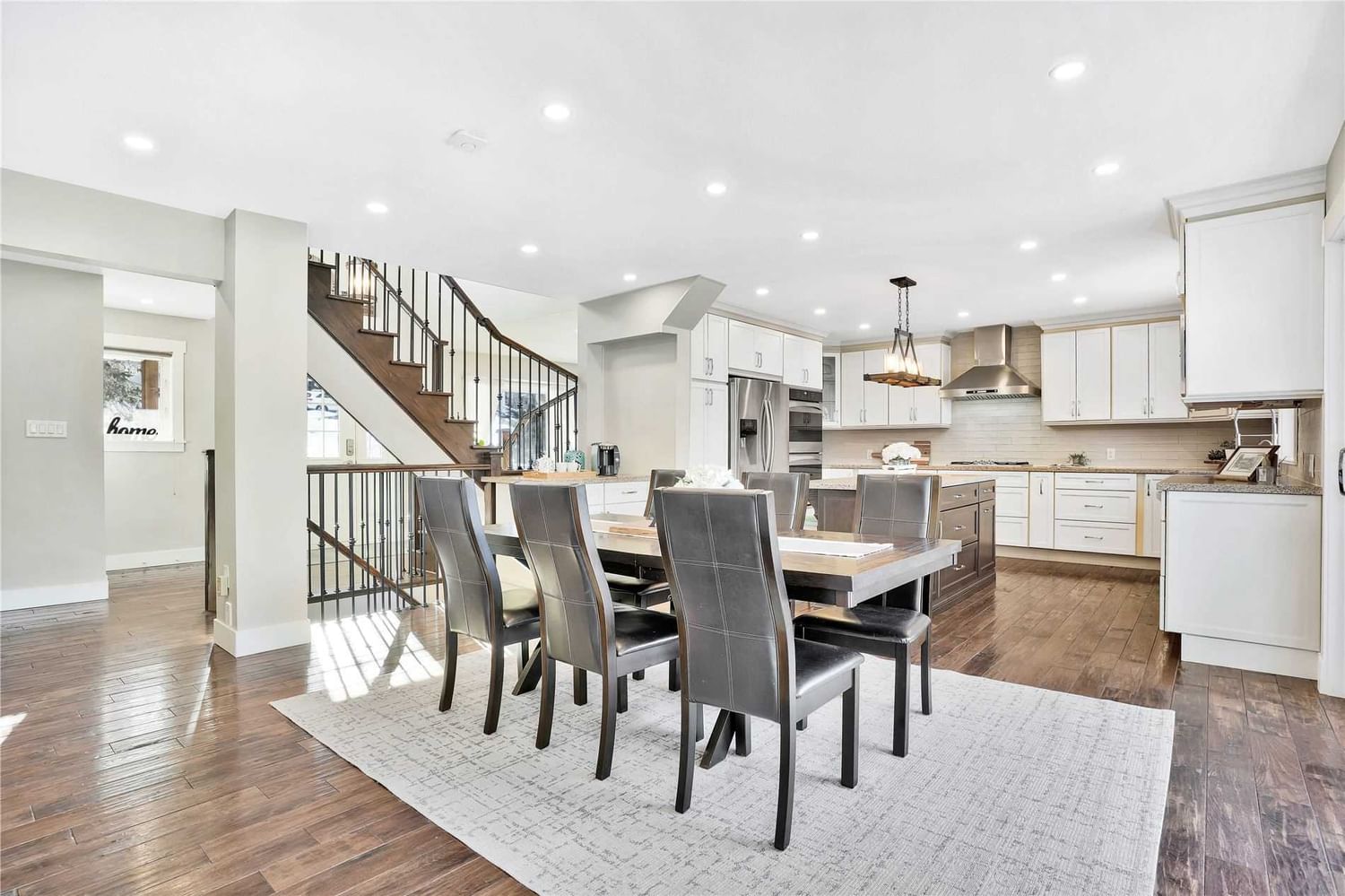 Detached House sold at 67 Credit Road, Caledon, Ontario, L7C3J3 - Cheltenham - MLS: W5584553