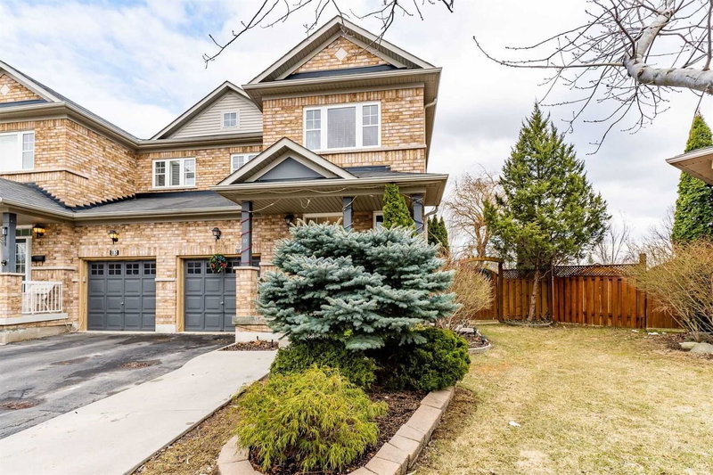 87 Ashdale Rd, Brampton, L6Y5M9 | Image 2