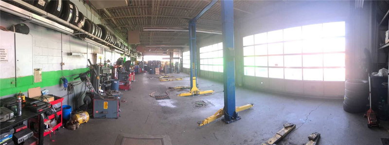 667 Fourth Line, Oakville, L6L5B5 | Image 2