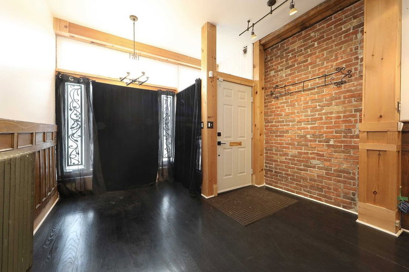992 Dovercourt Rd, Toronto, M6H2X5 | Image 2