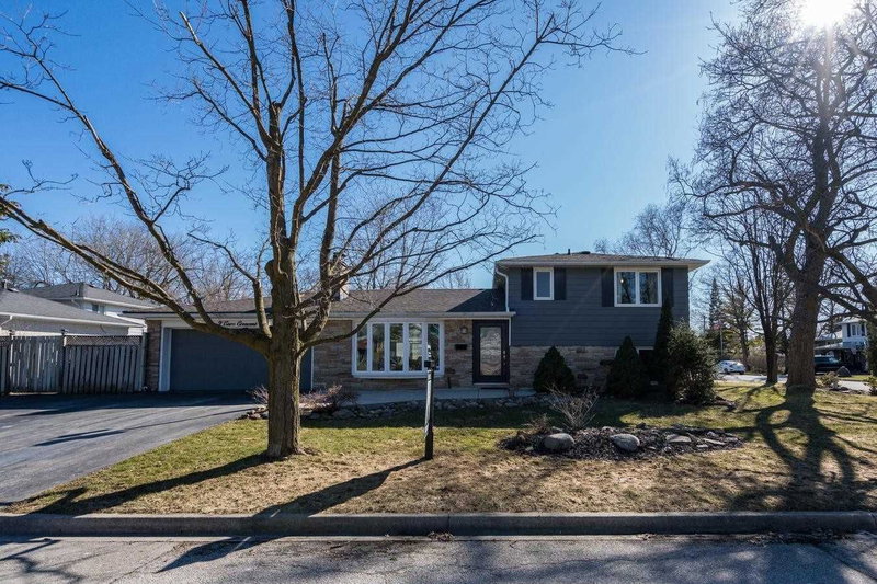 2 Core Cres, Brampton, L6W 2G7 | Image 2