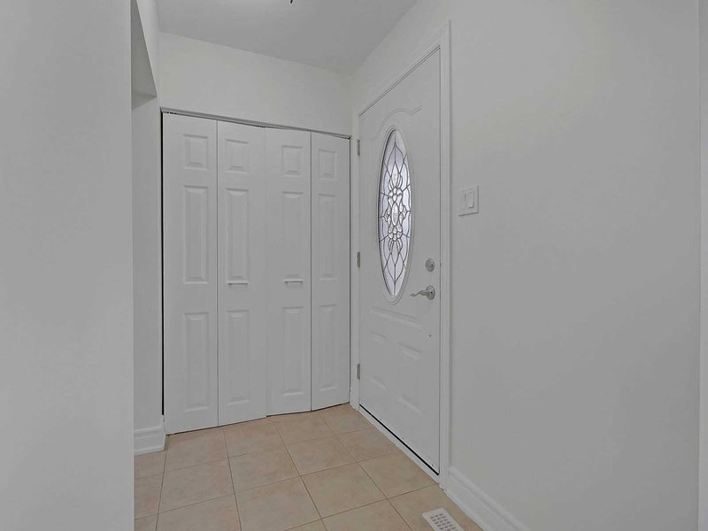 1294 Napier Cres, Oakville, L6H2A4 | Image 2