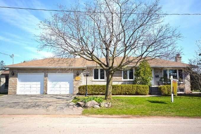 577 Trudale Crt, Oakville, L6L4H2 | Image 2