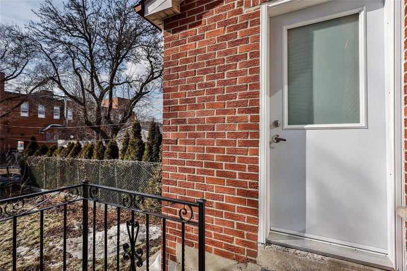 Main - 786 Gladstone Ave, Toronto, M6H3J6 | Image 3