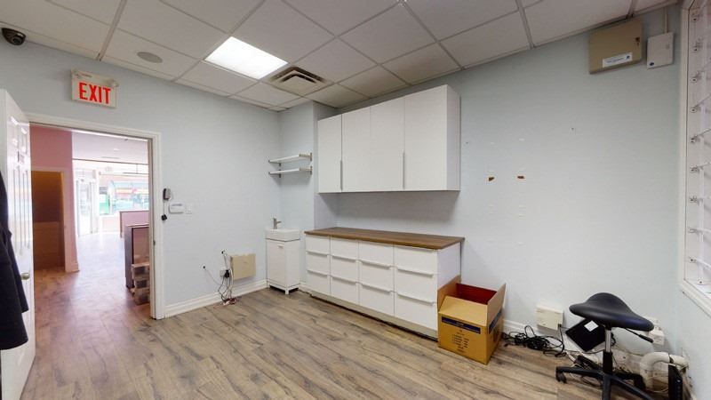 1606 Queen St W, Toronto, M6R 1A8 | Image 3