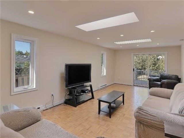 Detached House sold at 100 Denison Avenue, Brampton, Brampton West, L6X1G1 - MLS: W5603700