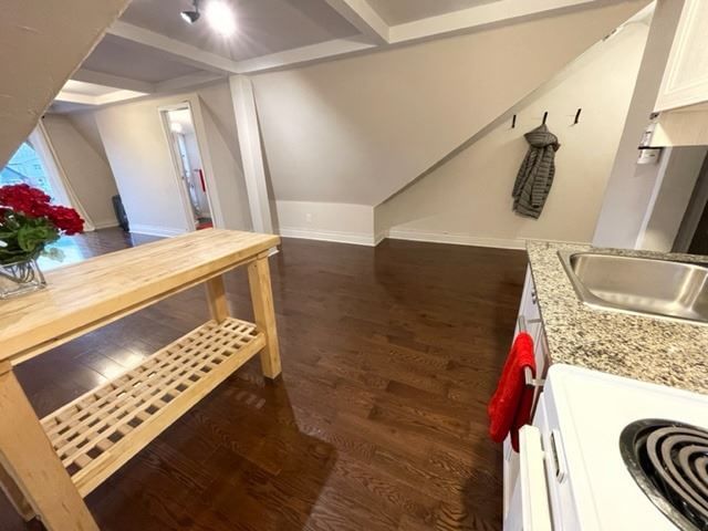 3 - 340 Pacific Ave, Toronto, M6P 2R1 | Image 3