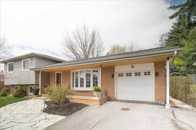 5 Rosefield Dr, Halton Hills, L7G4R2 | Image 2