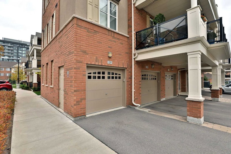 312 - 269 Georgian Dr, Oakville, L6H6V1 | Image 3