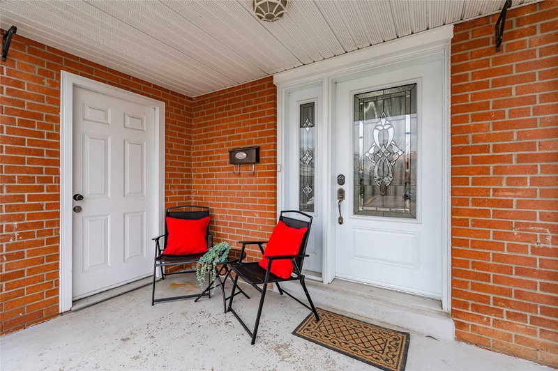 7258 Vernor Dr, Mississauga, L4T2P4 | Image 3