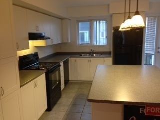 64 - 5035 Oscar Peterson Blvd, Mississauga, L5M0P4 | Image 2