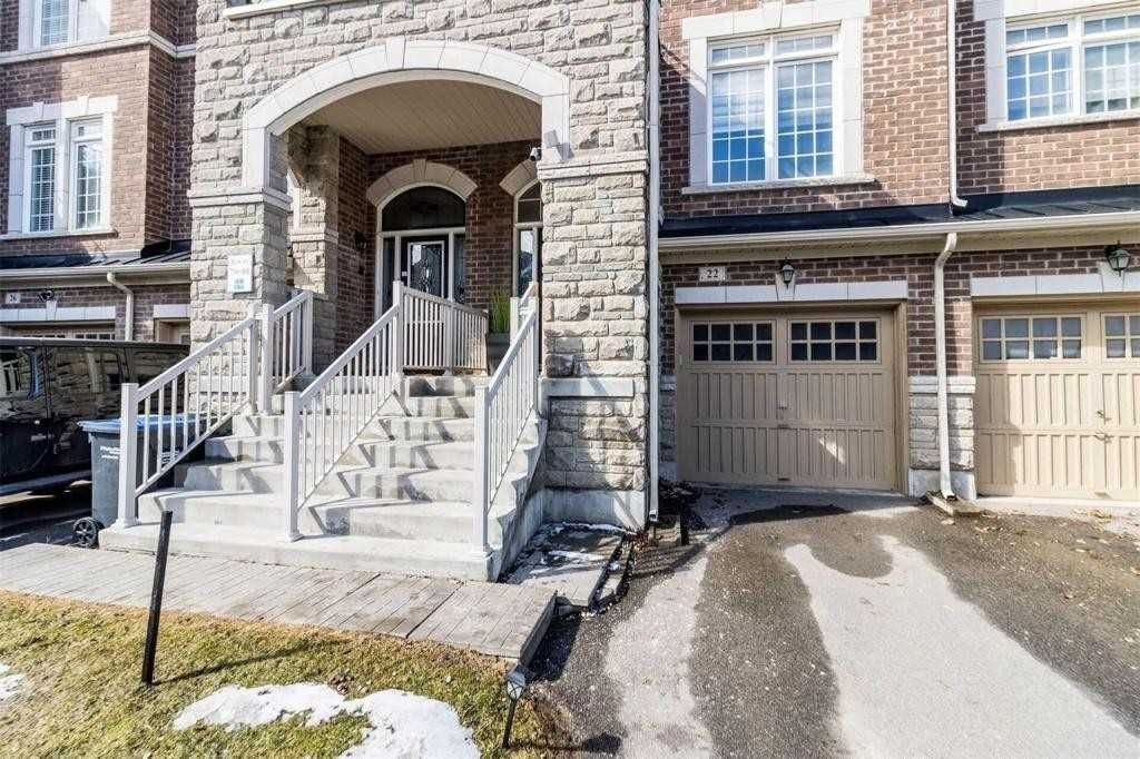 Townhouse leased at 22 Rockbrook Trail, Brampton, Northwest Brampton, L7A4H8 - MLS: W5609480