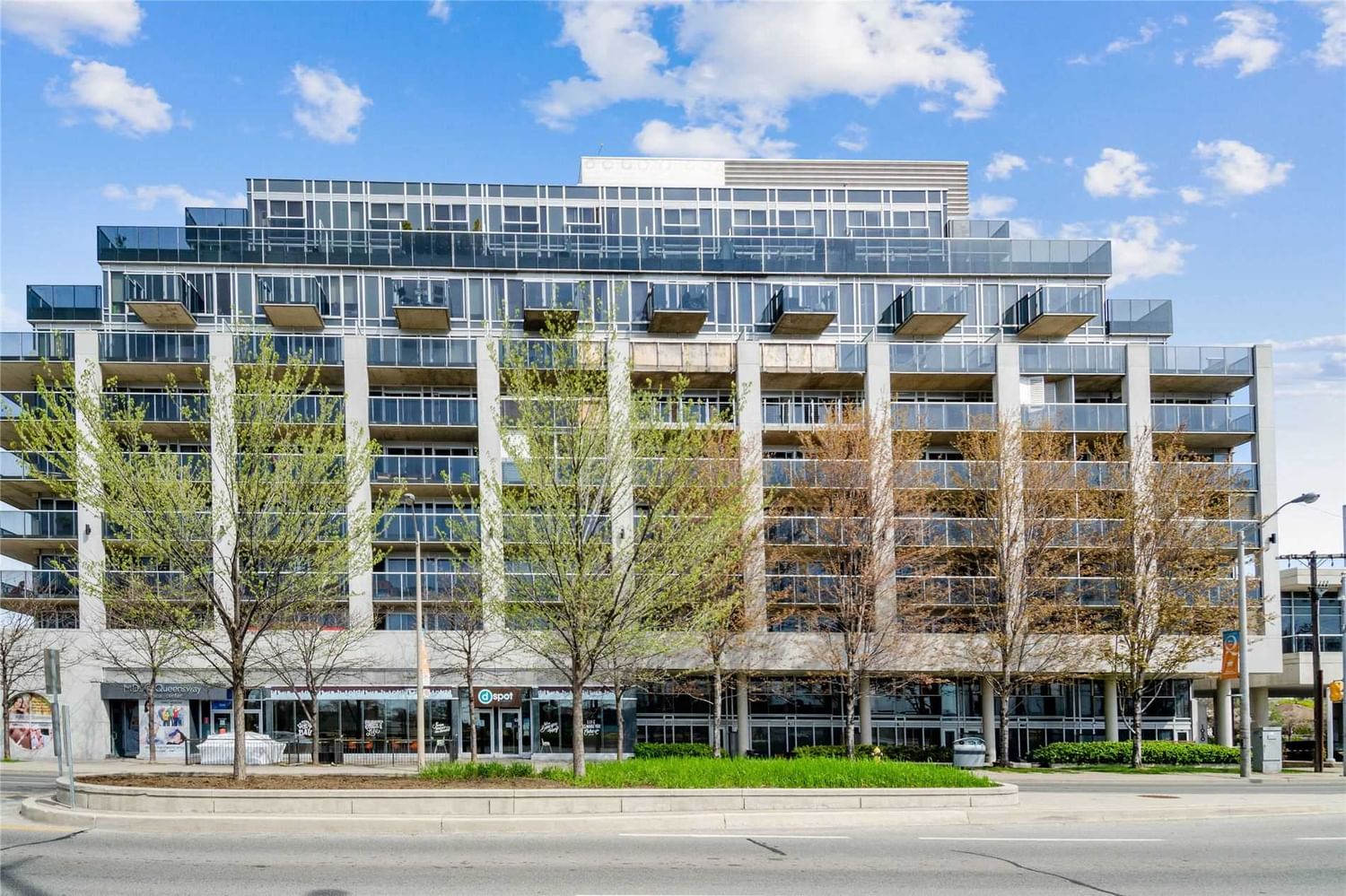 Condo sold at 710-1050 The Queensway Avenue, Toronto, Islington-City Centre West, M8Z0A8 - MLS: W5616588