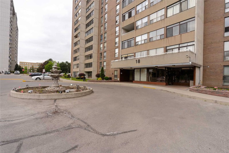 2005 - 18 Knightsbridge Rd, Brampton, L6T3X5 | Image 2