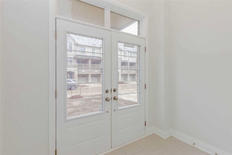 29 Summerbeam Way, Brampton, L6Y 0E3 | Image 2