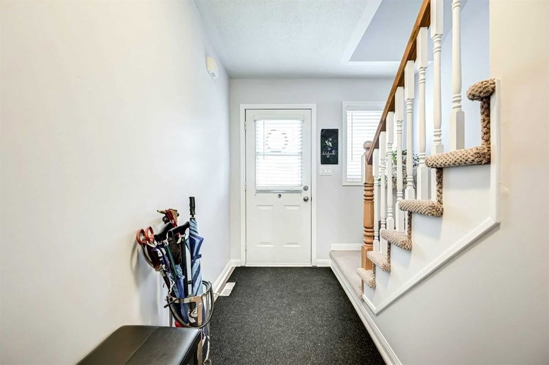 4422 Fairview St, Burlington, L7L 6S8 | Image 3