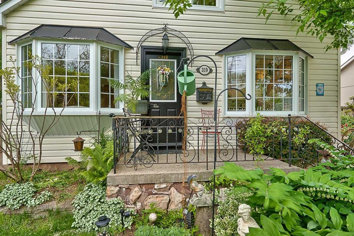 Listing Image 4