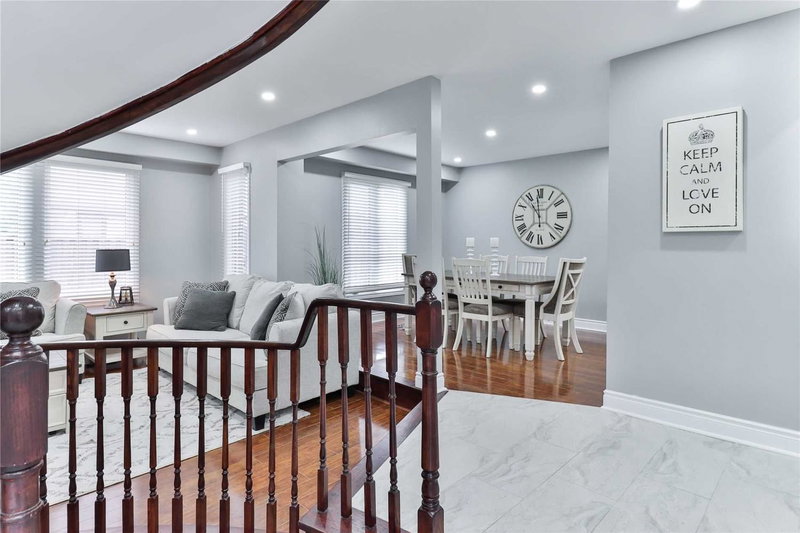 12 Torrance Wood, Brampton, L6Y 2N3 | Image 3