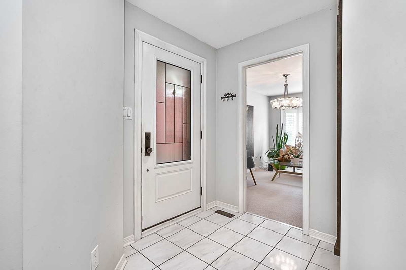 26 - 2006 Glenada Cres, Oakville, L6H5R9 | Image 3