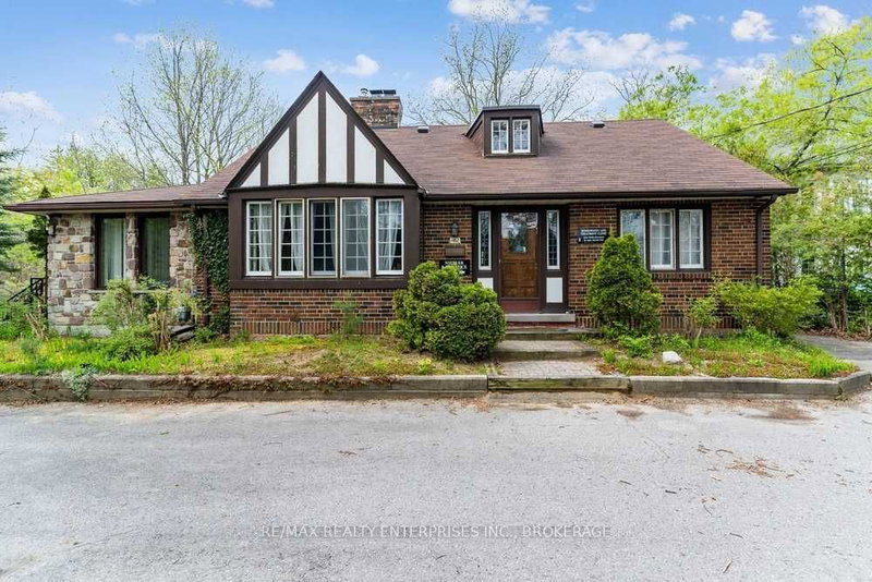 1462 Hurontario St, Mississauga, L5G 3H4 | Image 2