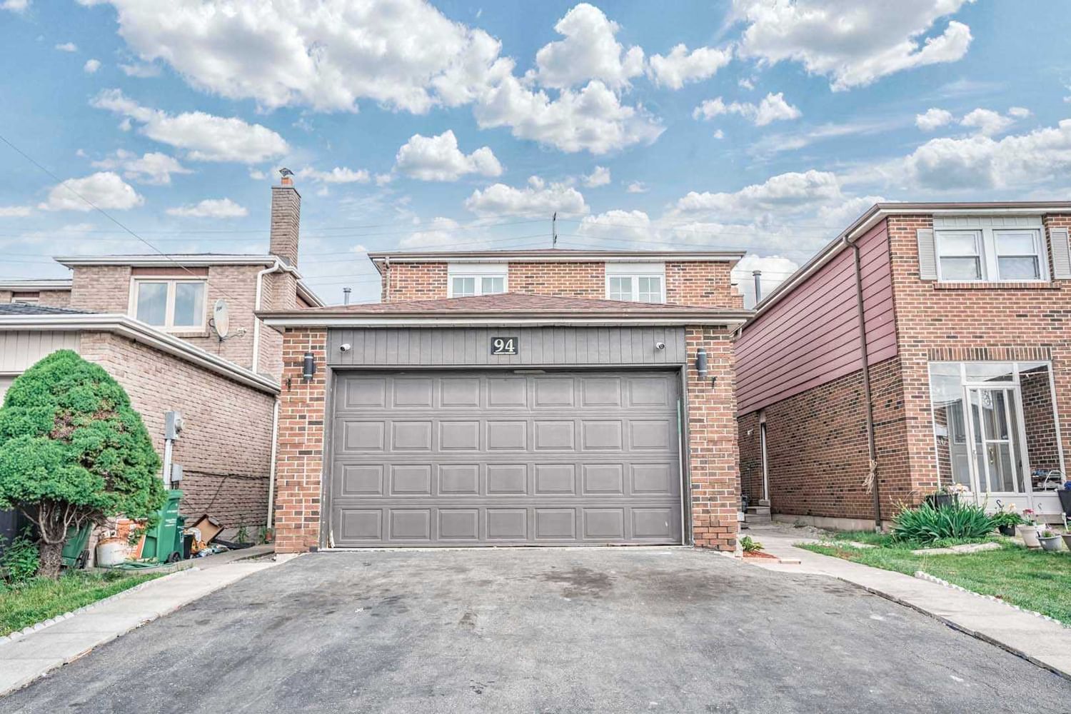 Detached House sold at 94 Banting Crescent, Brampton, Fletcher's West, L6Y 2K9 - MLS: W5641965