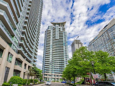 Condo leased at 813-33 Elm Drive, Mississauga, Ontario, L4R4M2 - Mississauga Valleys - MLS: W5644967