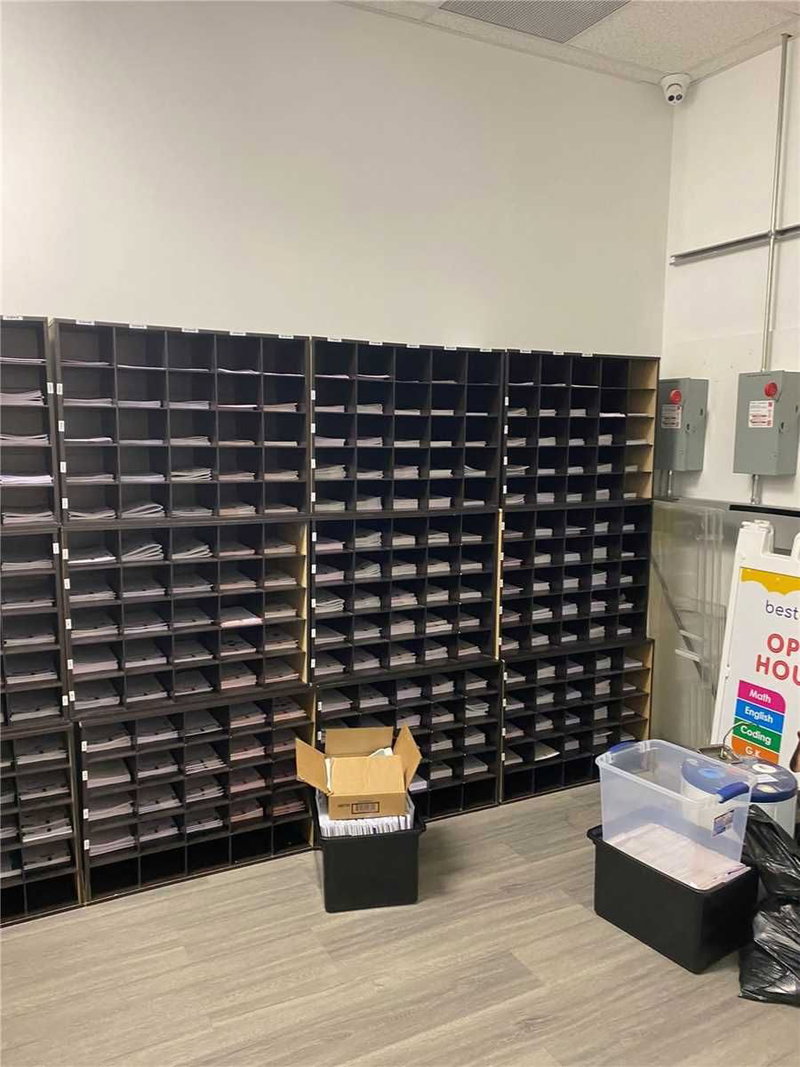 12/12A - 4141 Dixie Rd, Mississauga, L4W1V5 | Image 2