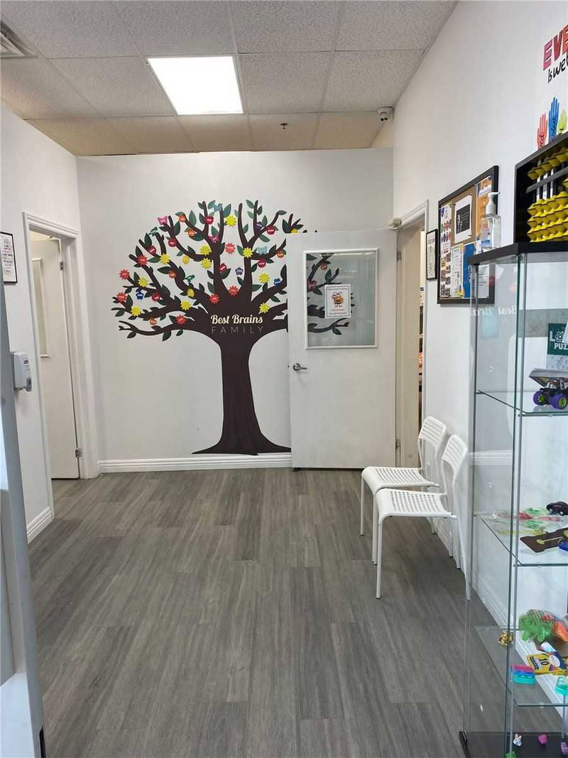 12/12A - 4141 Dixie Rd, Mississauga, L4W1V5 | Image 3