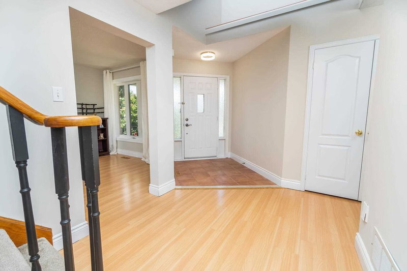 5 Watson Rd, Halton Hills, L7G5N8 | Image 3