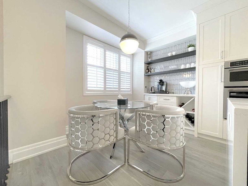 1321 Granrock Cres, Mississauga, L5V0E1 | Image 3