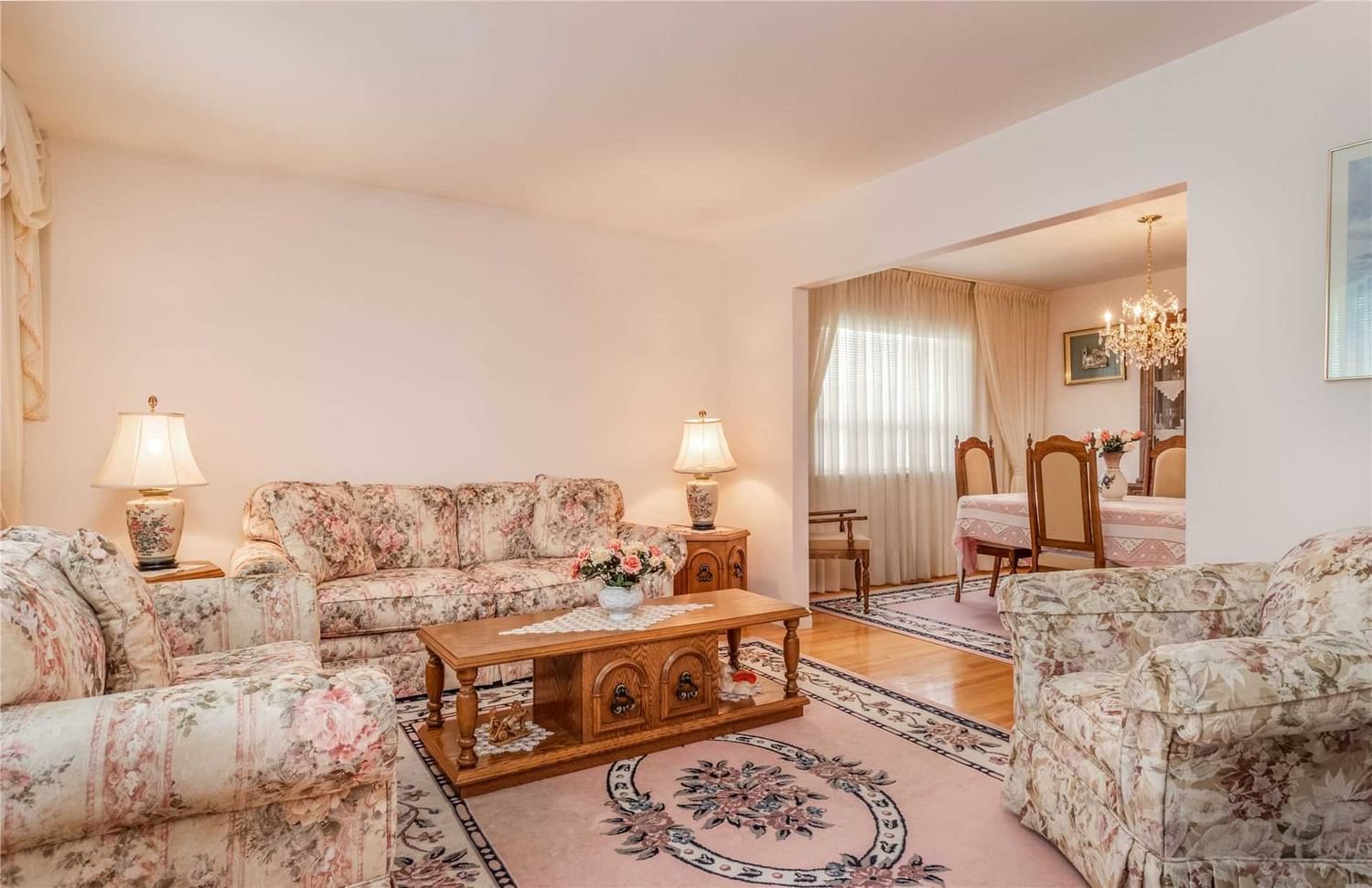Listing Image 3