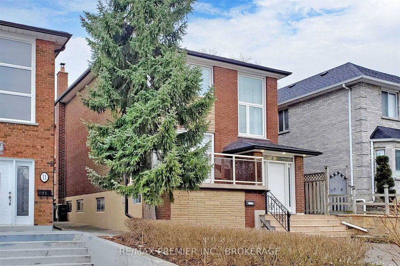 9 Tilden Cres, Toronto, M9P 1V6 | Image 2