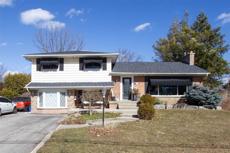 251 Third Line, Oakville, L6L4A2 | Image 2