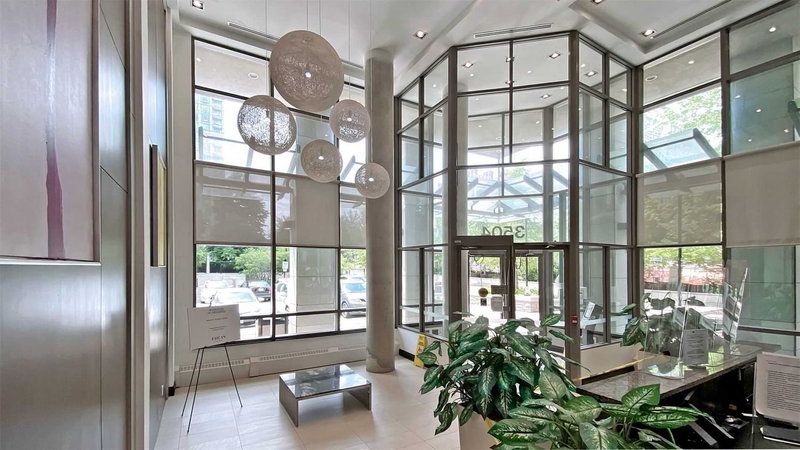 1702 - 3504 Hurontario St, Mississauga, L5B 0B9 | Image 2