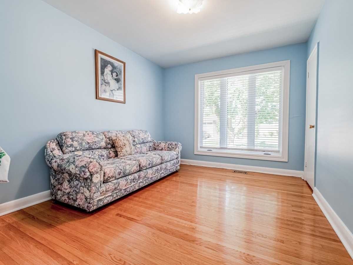 Listing Image 15