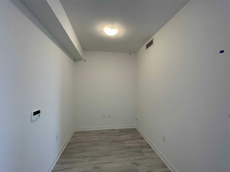 603 - 4675 Metcalfe Ave, Mississauga, L5M 0Z8 | Image 2