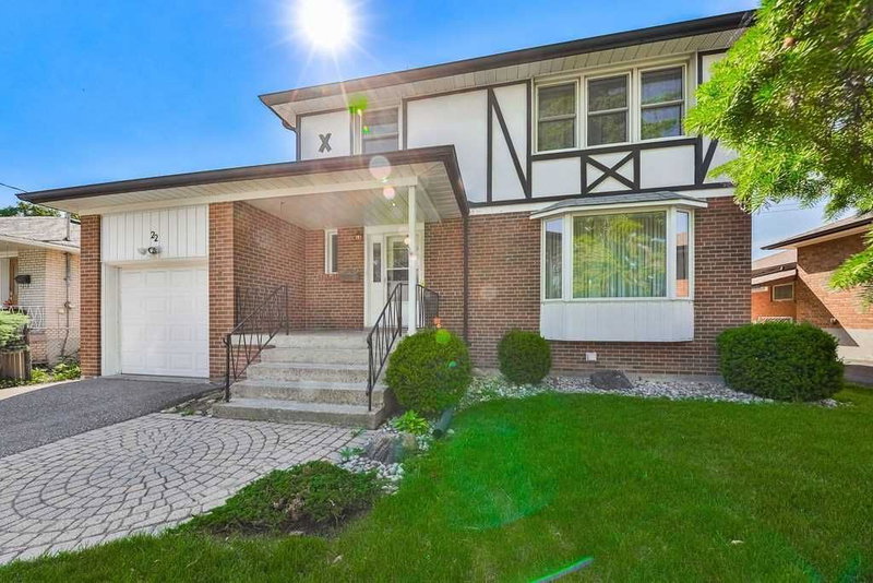 22 Chestnut Ave, Brampton, L6X 2A5 | Image 3