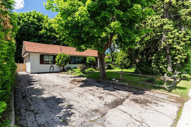 282 Maurice Dr, Oakville, L6K 2X3 | Image 3