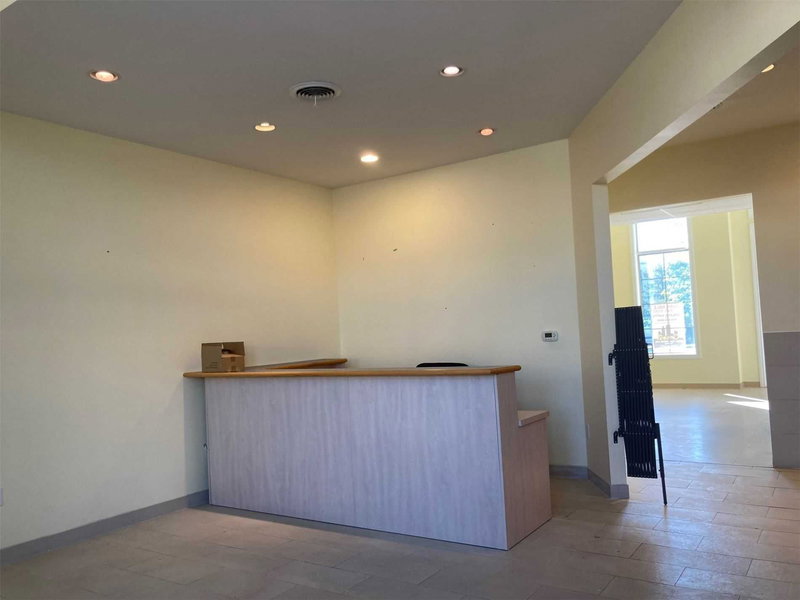 41 - 1545 Cornwall Rd, Oakville, L6J0B2 | Image 3