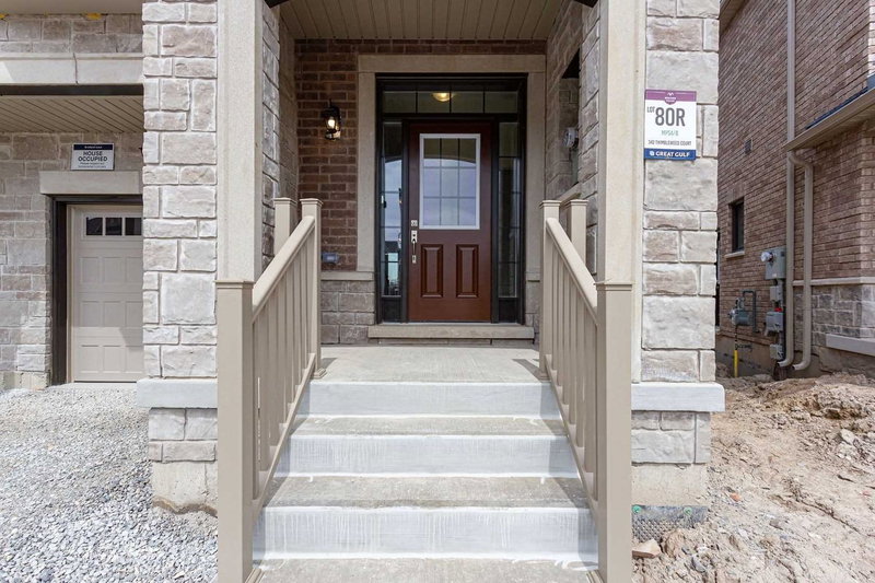 342 Thimbleweed Crt, Milton, L9E1T2 | Image 2